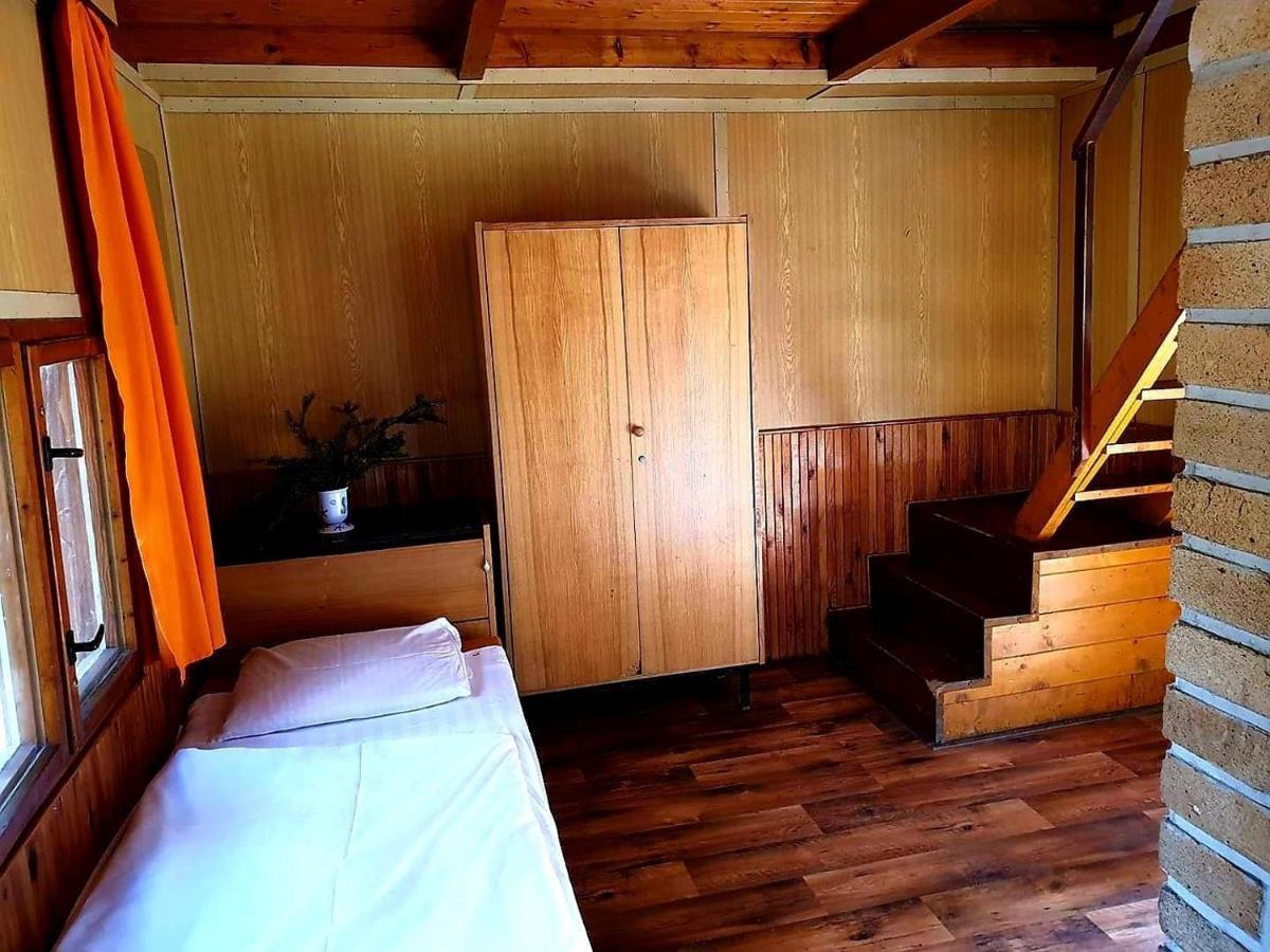 Chatovy Tabor Maly Ratmirov Dış mekan fotoğraf